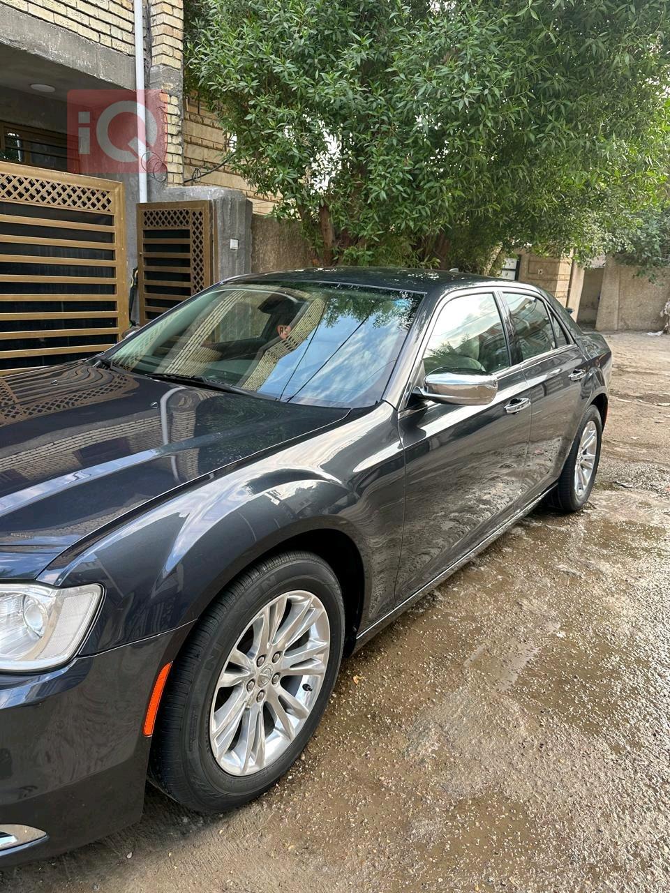 Chrysler 300